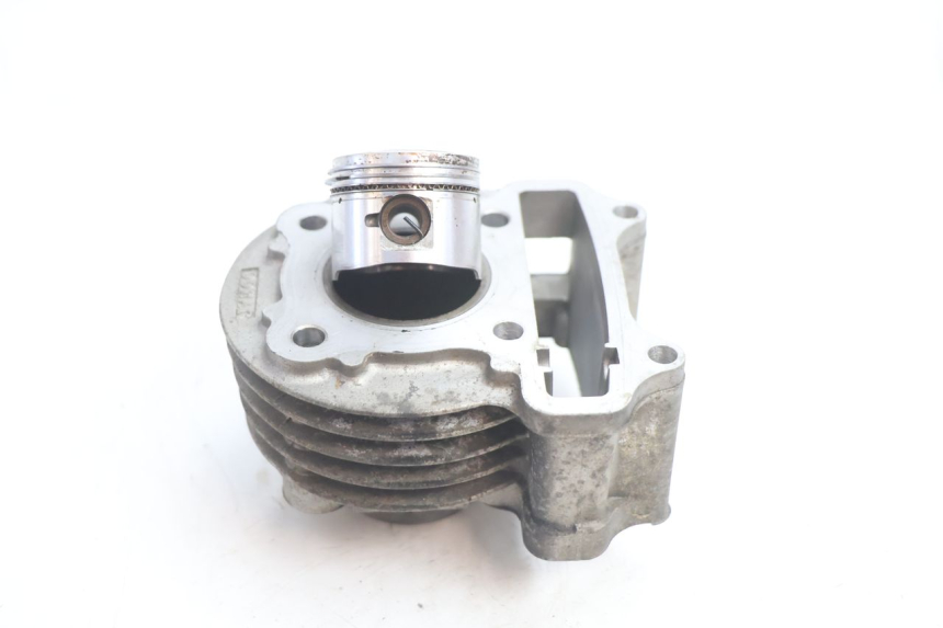 photo de CYLINDRE PISTON PEUGEOT V-CLIC VCLIC 50 (2007 - 2013) - Vue principale