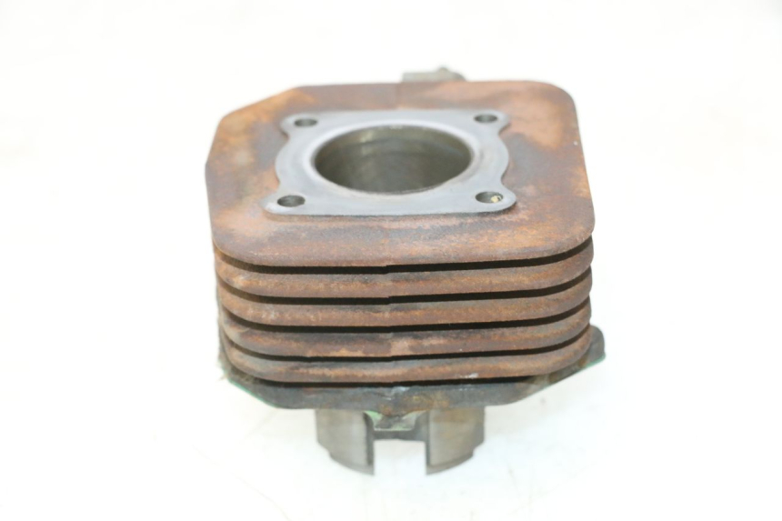 photo de CYLINDRE PISTON PEUGEOT VIVACITY NEW 2T 50 (2008 - 2017) - Photo complémentaire