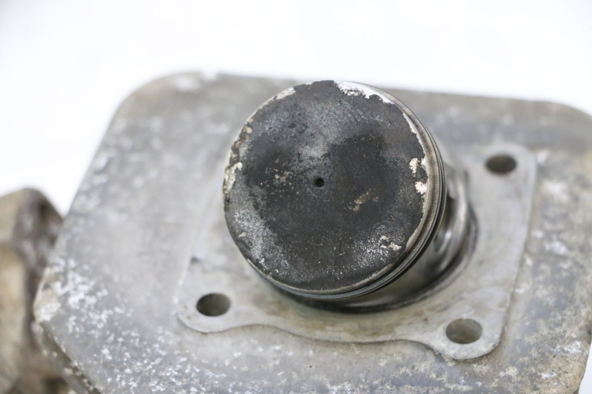 photo de CYLINDRE PISTON PEUGEOT VIVACITY 50 (1998 - 2003) - Inspection visuelle