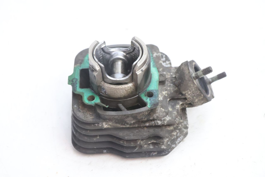 photo de CYLINDRE PISTON PEUGEOT VIVACITY 50 (2004 - 2009) - Vue d’ensemble