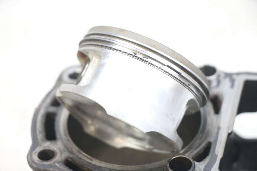 photo de CYLINDRE PISTON YAMAHA X-MAX XMAX 250 (2006 - 2009)