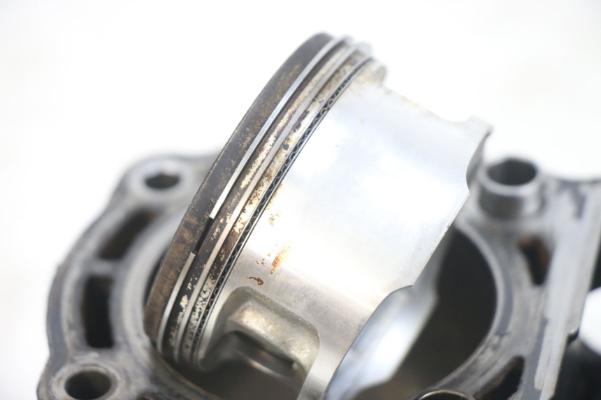 photo de CYLINDRE PISTON YAMAHA X-MAX XMAX 250 (2006 - 2009)