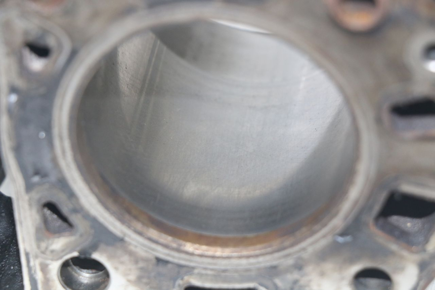 photo de CYLINDRE PISTON PIAGGIO XEVO - X EVO 125 (2007 - 2016)