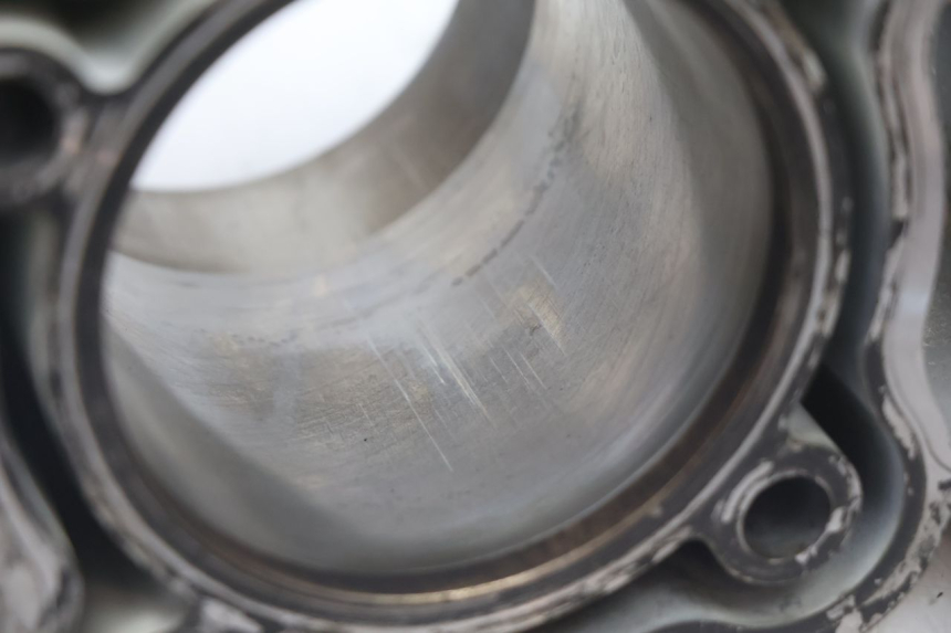 photo de CYLINDRE PISTON HONDA XRV AFRICA TWIN 750 (1990 - 1992) - Inspection visuelle