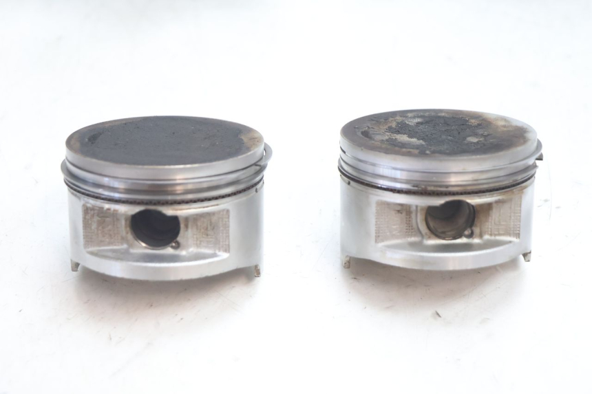 photo de CYLINDRE PISTON HONDA XRV AFRICA TWIN 750 (1990 - 1992) - Angle alternatif