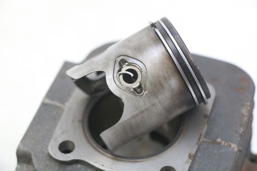photo de CYLINDRE PISTON YAMAHA SLIDER NAKED 50 (2004 - 2018)