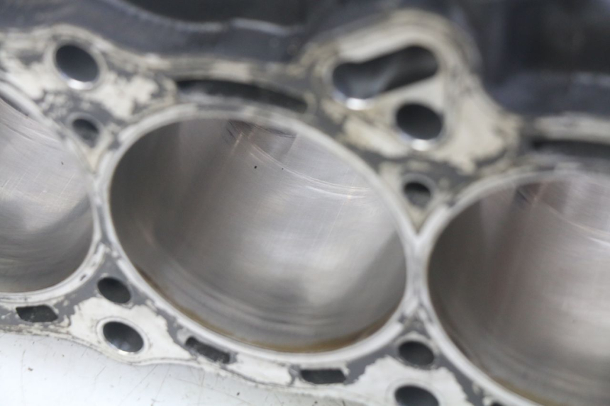 photo de CYLINDRE PISTON YAMAHA YZF R1 1000 (2007 - 2008)