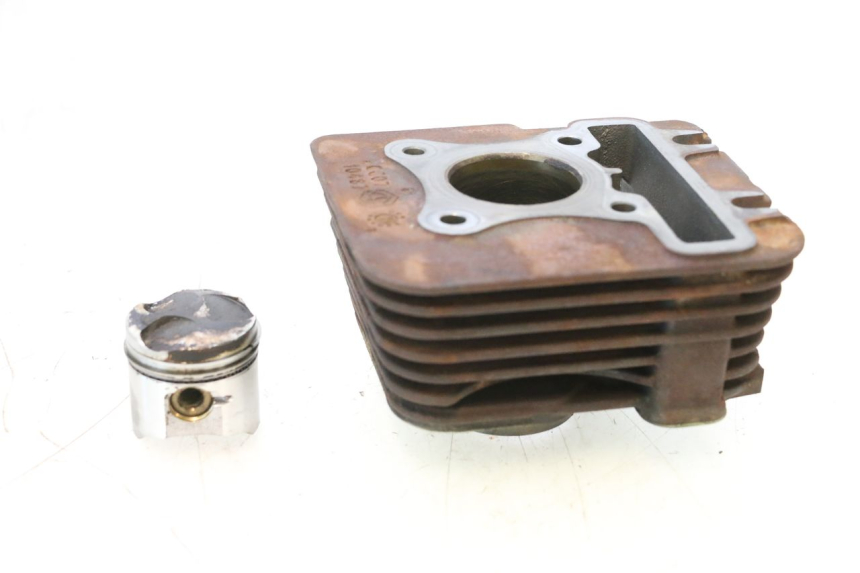 photo de CYLINDRE PISTON PIAGGIO ZIP 4T 50 (2018 - 2020) - Détail de la pièce