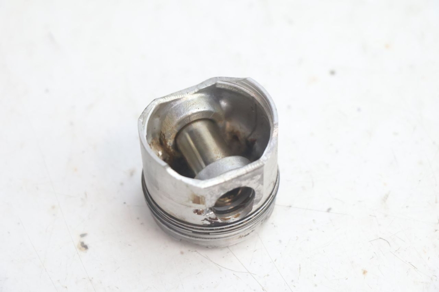 photo de CYLINDRE PISTON PIAGGIO ZIP IGET 4T 50 (2021 - 2023) - Aperçu profil