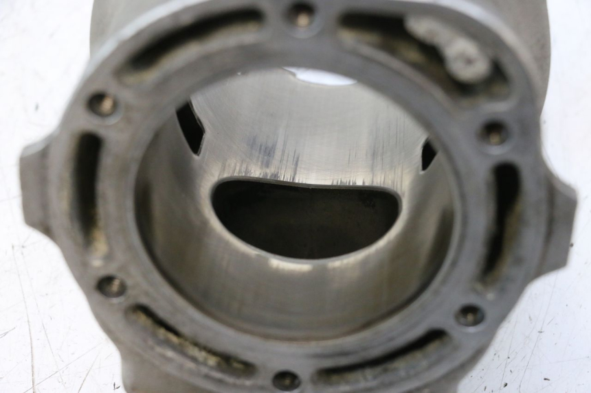 photo de CYLINDRE YAMAHA WAVE RUNNER GP R 1200 (2000 - 2003) - Vue d’ensemble