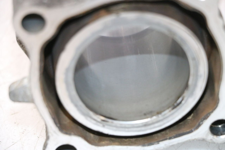 photo de CYLINDRE YAMAHA XMAX X-MAX 125 (2006 - 2009) - Autre angle de vue