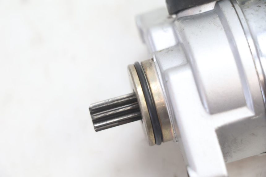 photo de DEMARREUR KEEWAY F-ACT NAKED 50 (2009 - 2014) - Zoom état d’usage