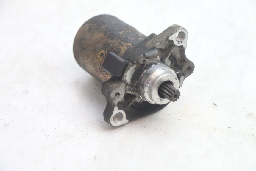 photo de DEMARREUR PIAGGIO FLY 2T 50 (2004 - 2017) - Autre angle de vue