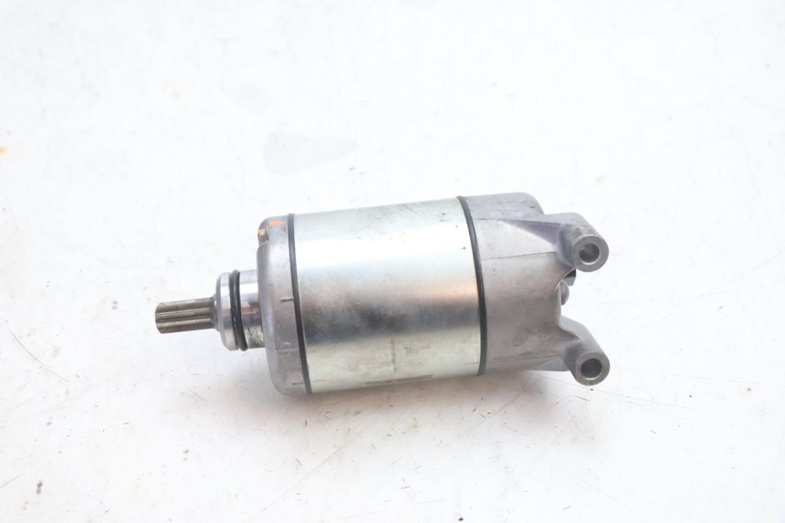 photo de DEMARREUR YAMAHA FZ8 800 (2010 - 2016) - Zoom état d’usage