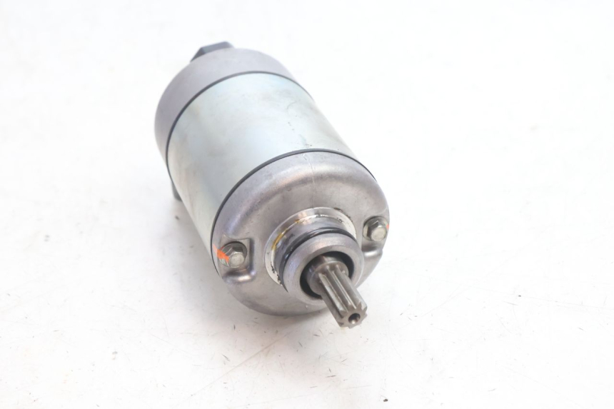 photo de DEMARREUR YAMAHA FZ8 800 (2010 - 2016) - Points de fixation