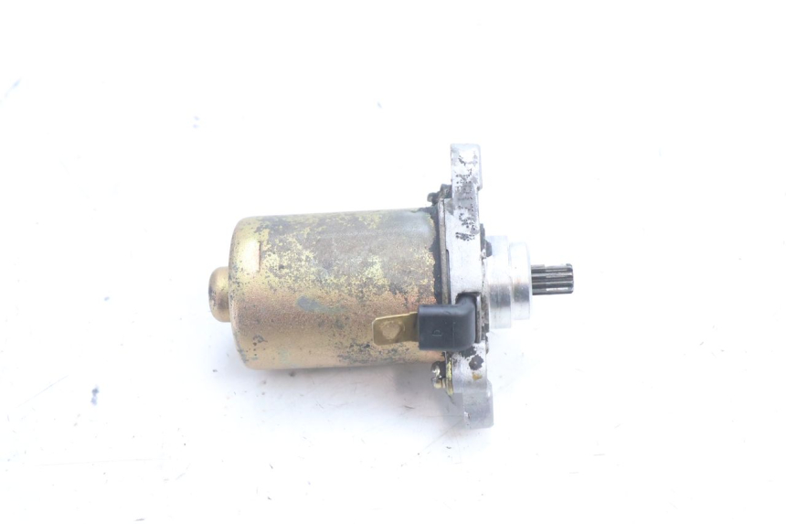 photo de DEMARREUR PEUGEOT KISBEE 2T 50 (2010 - 2017) - Gros plan technique