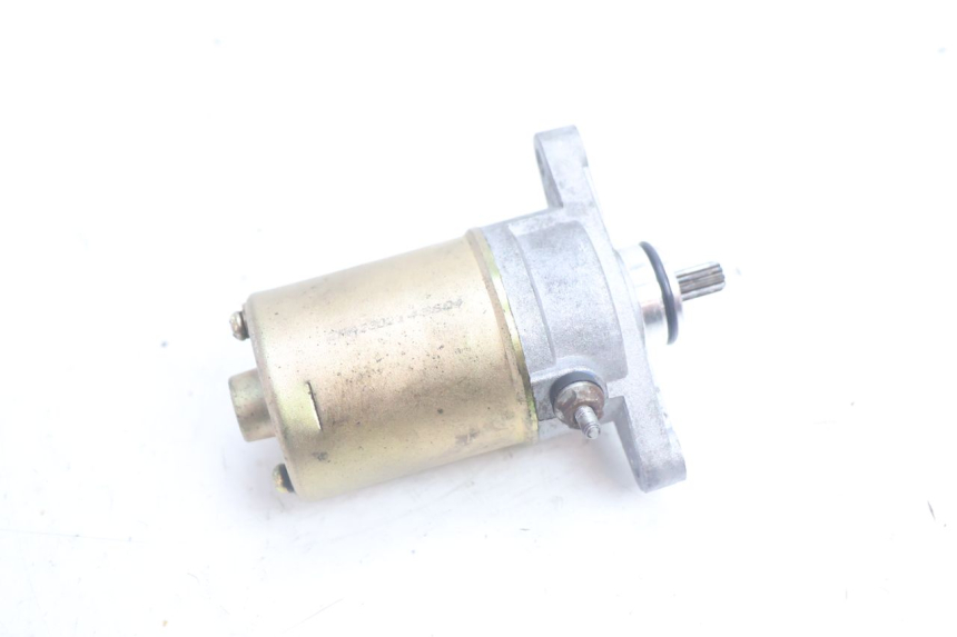 photo de DEMARREUR PEUGEOT KISBEE 4T 50 (2010 - 2017) - Autre angle de vue