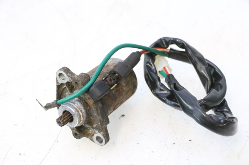 photo de DEMARREUR PEUGEOT LUDIX 50 (2008 - 2017) - Gros plan technique