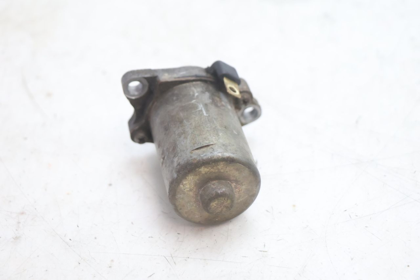 photo de DEMARREUR PEUGEOT LUDIX 50 (2005 - 2007) - Points de fixation
