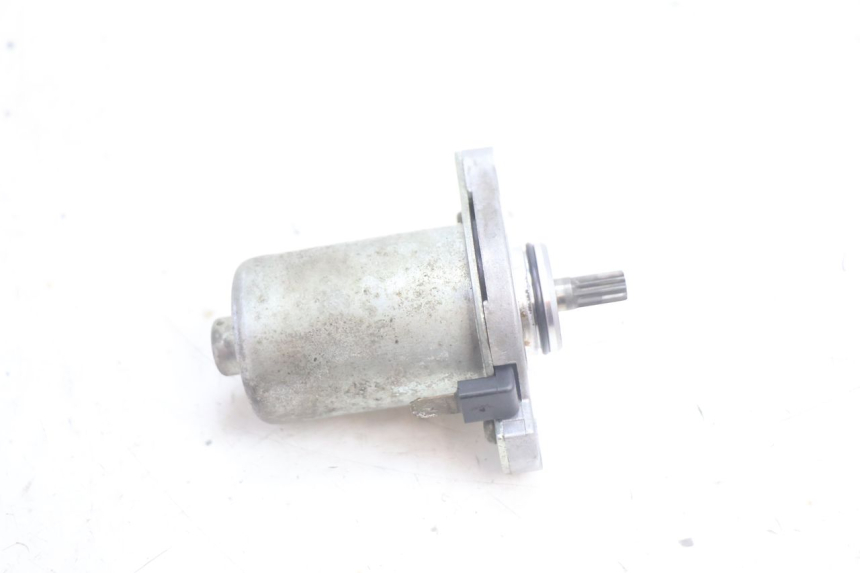 photo de DEMARREUR MBK MACH G AC 50 (2002 - 2014) - Autre angle de vue