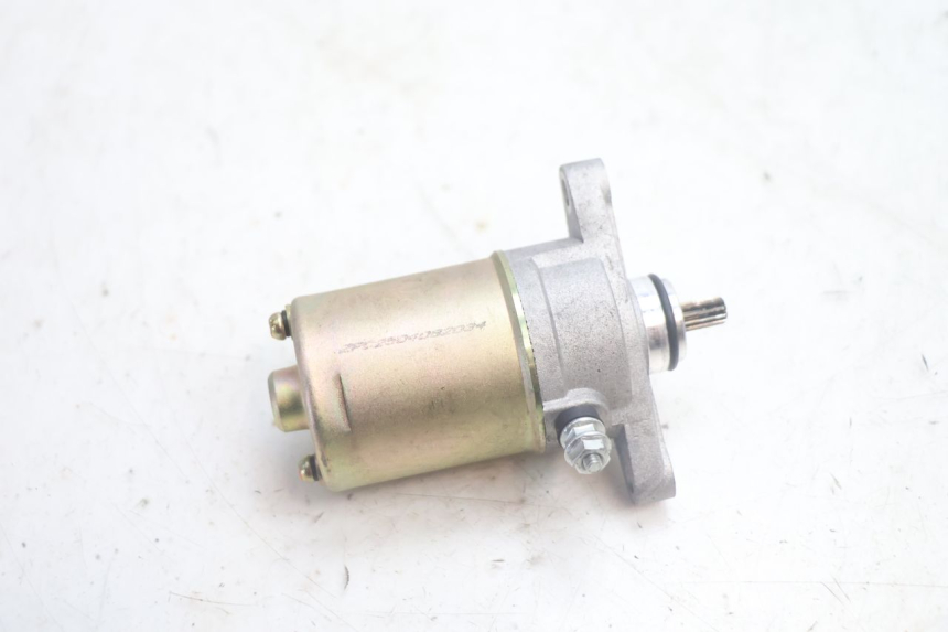 photo de DEMARREUR JM MOTORS R-MAX TECH 50 (2024 - 2026) - Autre angle de vue
