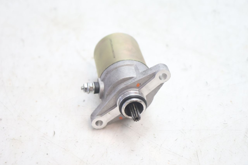 photo de DEMARREUR JM MOTORS R-MAX TECH 50 (2024 - 2026) - Vue d’ensemble