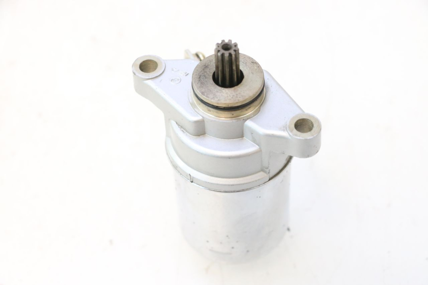 photo de DEMARREUR KEEWAY RY6 2T 50 (2011 - 2019) - Autre angle de vue