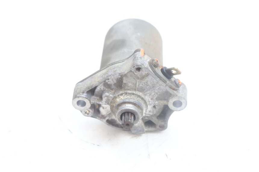 photo de DEMARREUR HONDA SCV LEAD 100 (2003 - 2007) - Gros plan technique