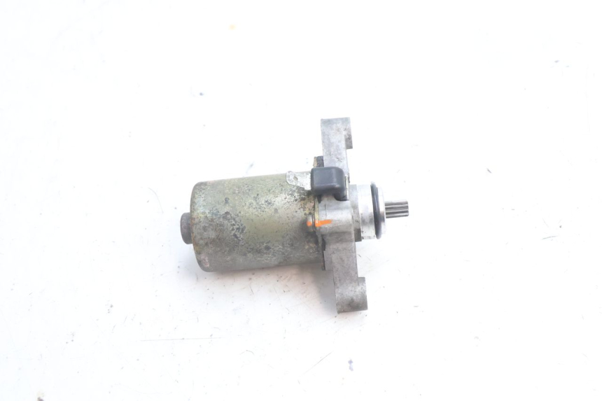 photo de DEMARREUR KYMCO SUPER 8 2T 50 (2007 - 2013) - Autre angle de vue