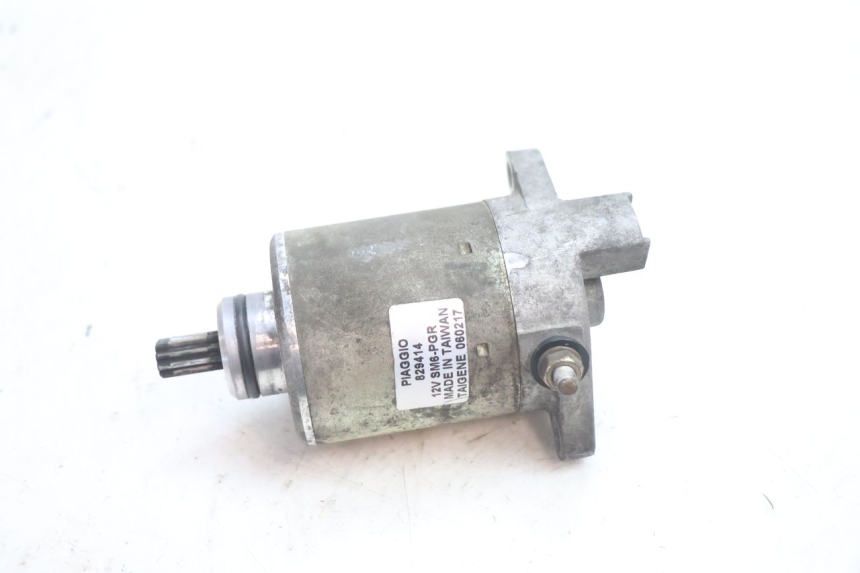 photo de DEMARREUR PIAGGIO X8 STREET 125 (2006 - 2007) - Vue principale