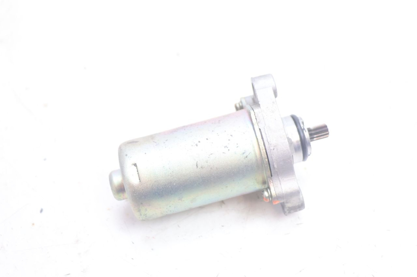 photo de DEMARREUR PIAGGIO ZIP IGET 4T 50 (2021 - 2023) - Autre angle de vue