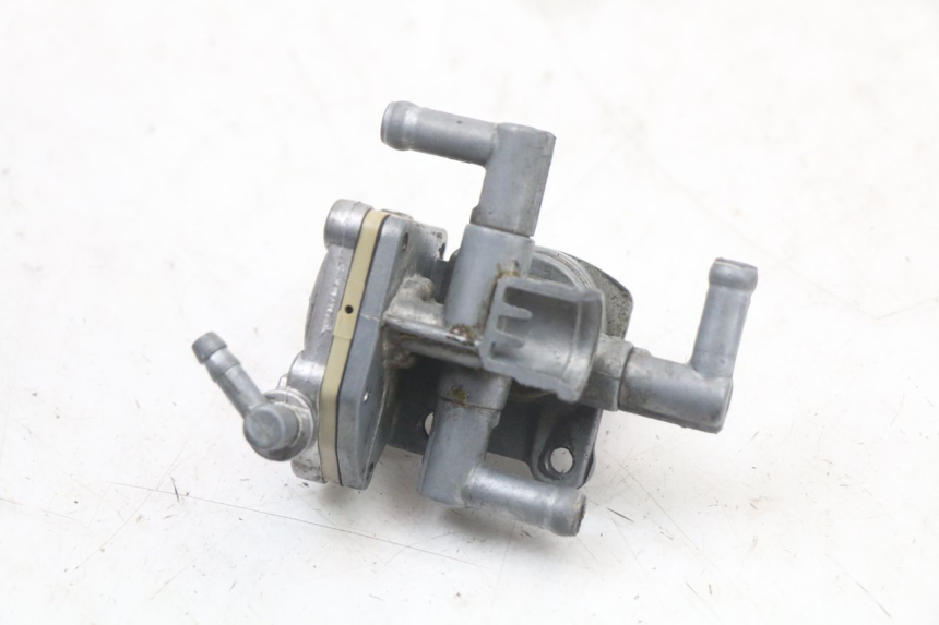 photo de DEPRESSION RESERVOIR SUZUKI GS F 500 (2004 - 2007) - Vue d’ensemble