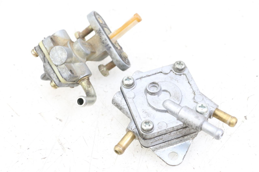 photo de DEPRESSION RESERVOIR HYOSUNG GTR 125 (2006 - 2008)