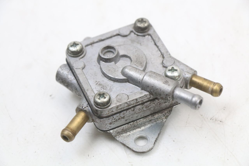 photo de DEPRESSION RESERVOIR HYOSUNG GTR 125 (2006 - 2008)