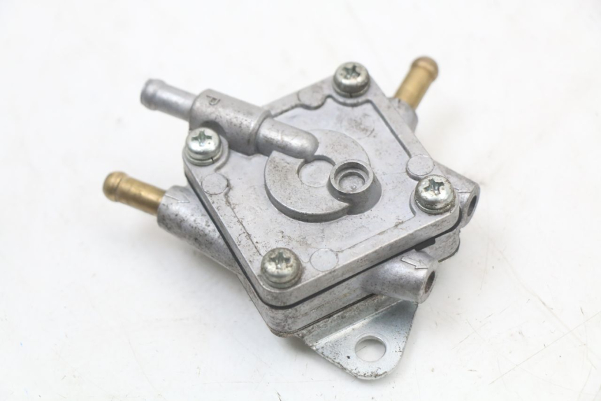 photo de DEPRESSION RESERVOIR HYOSUNG GTR 125 (2006 - 2008)