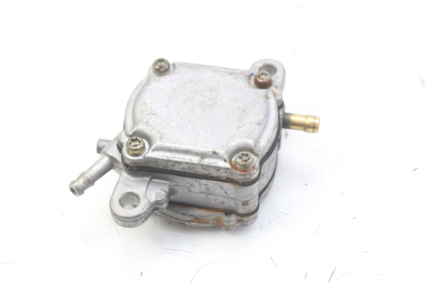 photo de DEPRESSION RESERVOIR HONDA FES PANTHEON 2T 125 (1998 - 2002)