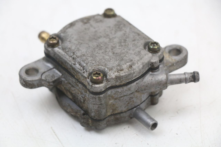 photo de DEPRESSION RESERVOIR HONDA FES PANTHEON 2T 125 (1998 - 2002)