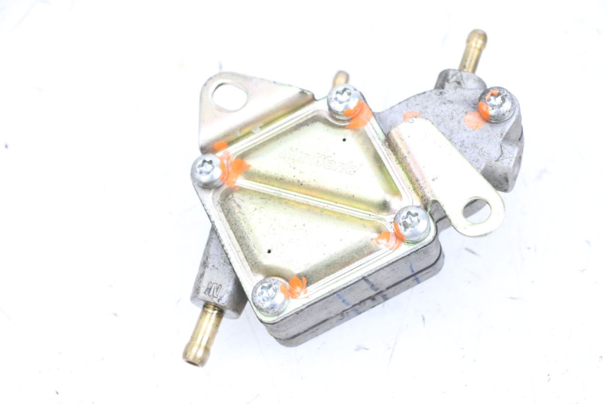 photo de DEPRESSION RESERVOIR SYM ORBIT III 3 4T 50 (2018 - 2021) - Autre angle de vue