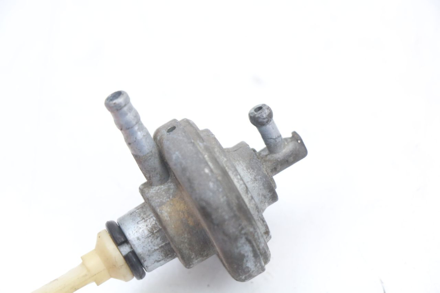 photo de DEPRESSION RESERVOIR PIAGGIO FLY 4T 50 (2004 - 2010)