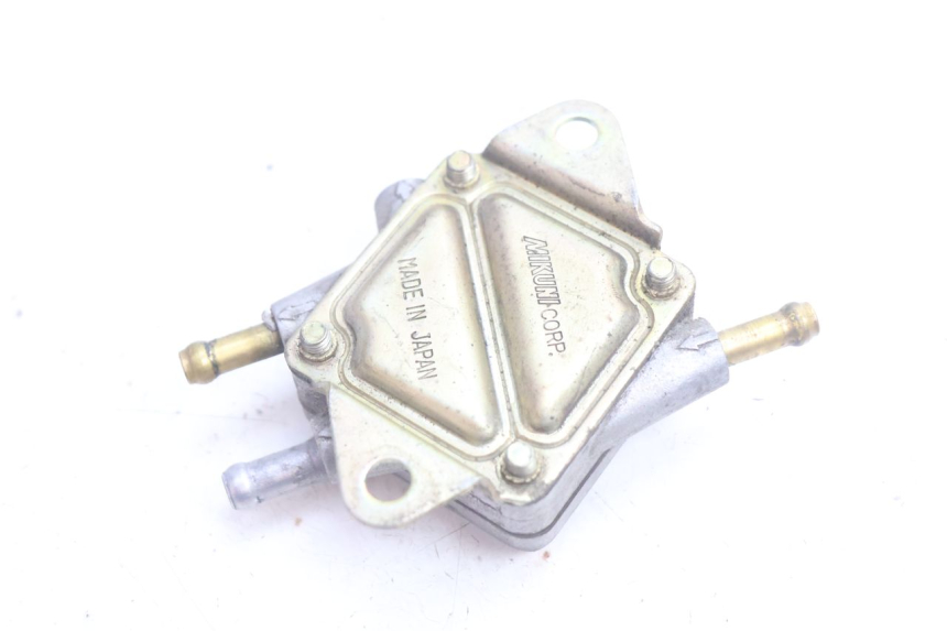 photo de DEPRESSION RESERVOIR APRILIA SCARABEO GT 125 (1999 - 2007) - Autre angle de vue