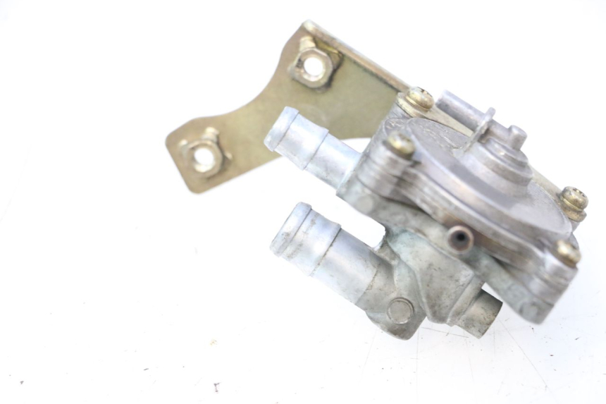 photo de DEPRESSION RESERVOIR HONDA ST PAN EUROPEAN 1100 (1990 - 2002) - Autre angle de vue