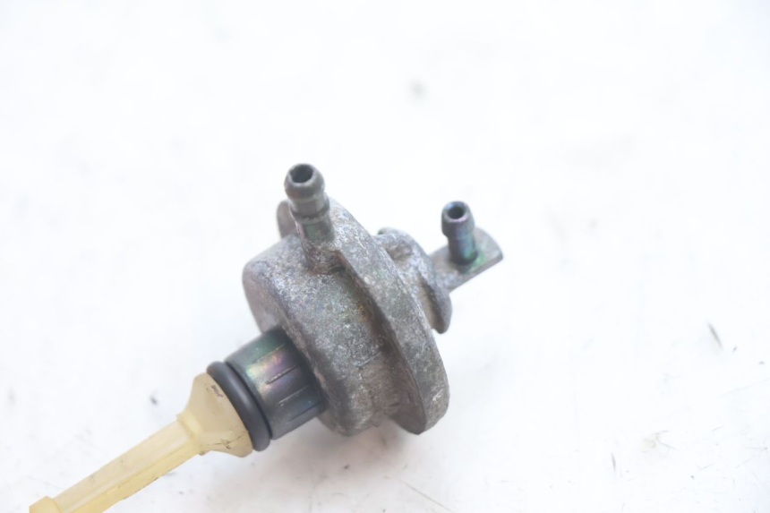 photo de DEPRESSION RESERVOIR PEUGEOT TREKKER 50 (1995 - 2004) - Détail de la pièce
