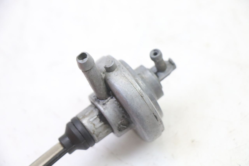 photo de DEPRESSION RESERVOIR PEUGEOT VIVACITY 50 (2004 - 2009)