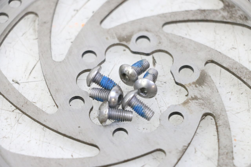 photo de DISQUE FREIN ARRIERE SEGWAY NINEBOT F40E 1