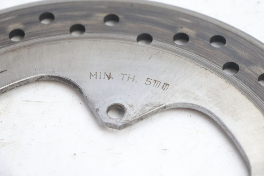 photo de DISQUE FREIN ARRIERE HONDA VFR FI RC46 800 (1998 - 2001) - Gros plan technique