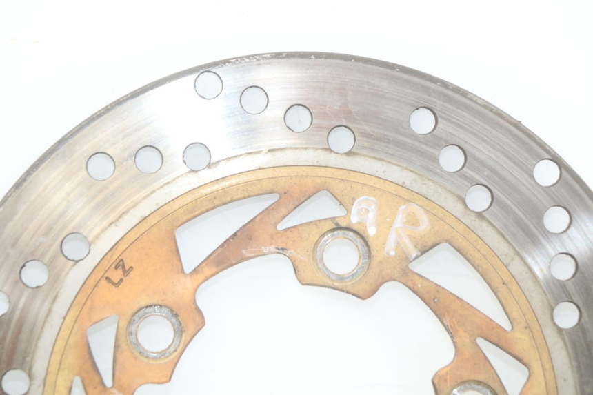 photo de DISQUE FREIN ARRIERE DAELIM VJ ROADWIN FI 125 (2008 - 2017) - Points de fixation
