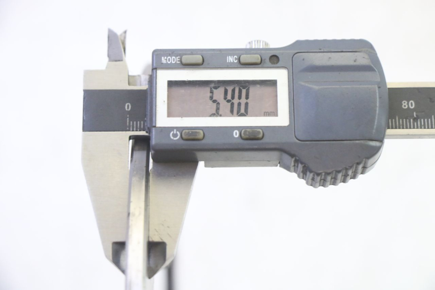 photo de DISQUE FREIN ARRIERE KAWASAKI ZR 7 750 (1999 - 2001) - État de surface