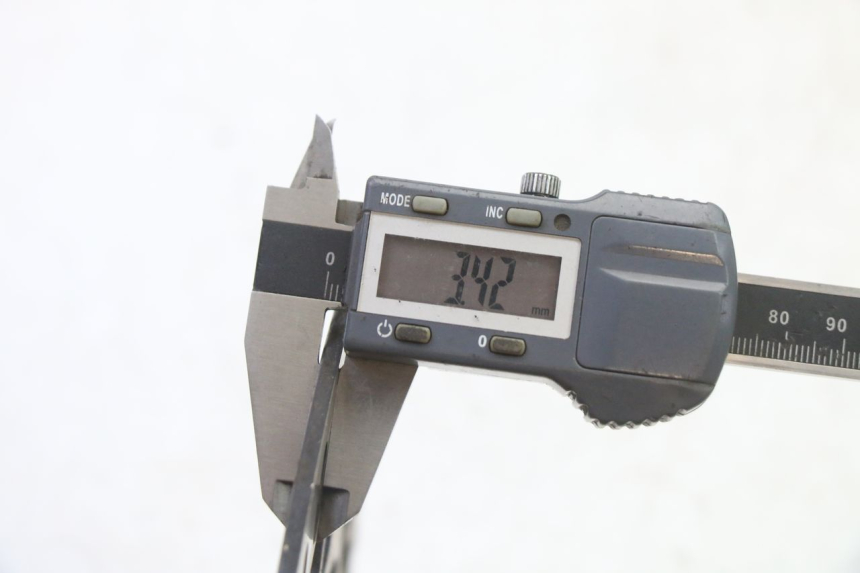 photo de DISQUE FREIN AVANT APOLLO RFZ 125