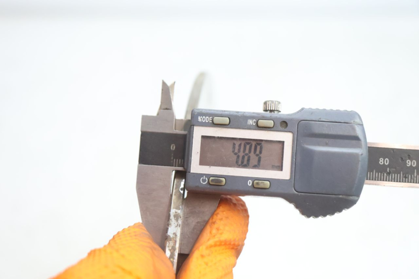 photo de DISQUE FREIN AVANT PIAGGIO X8 STREET 125 (2006 - 2007) - Gros plan technique