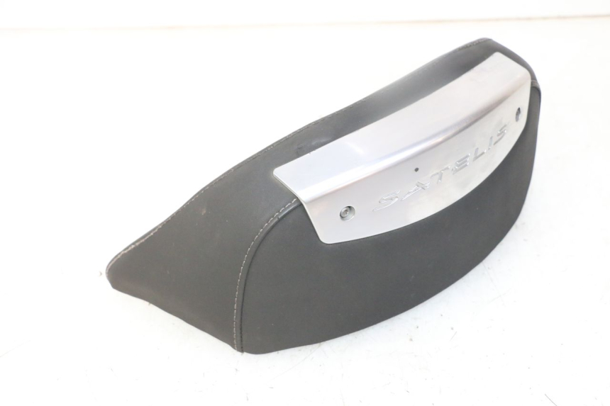 photo de DOSSERET PEUGEOT SATELIS 125 (2013 - 2018) - État de surface